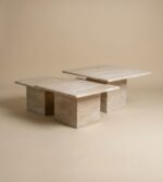 Doğal travertenden üretilmiş, üç parçalı modern tasarıma sahip traverten orta sehpa seti, minimalist ve zamansız form